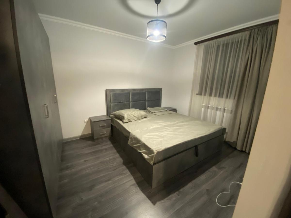 2 Cosy Apartment In Townhouse Near Airport Evn Geghanist  Exterior foto