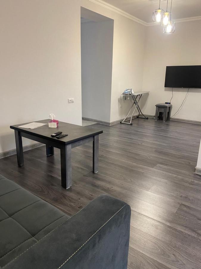 2 Cosy Apartment In Townhouse Near Airport Evn Geghanist  Exterior foto